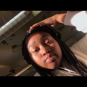 Meet your Posher, Ja'leya